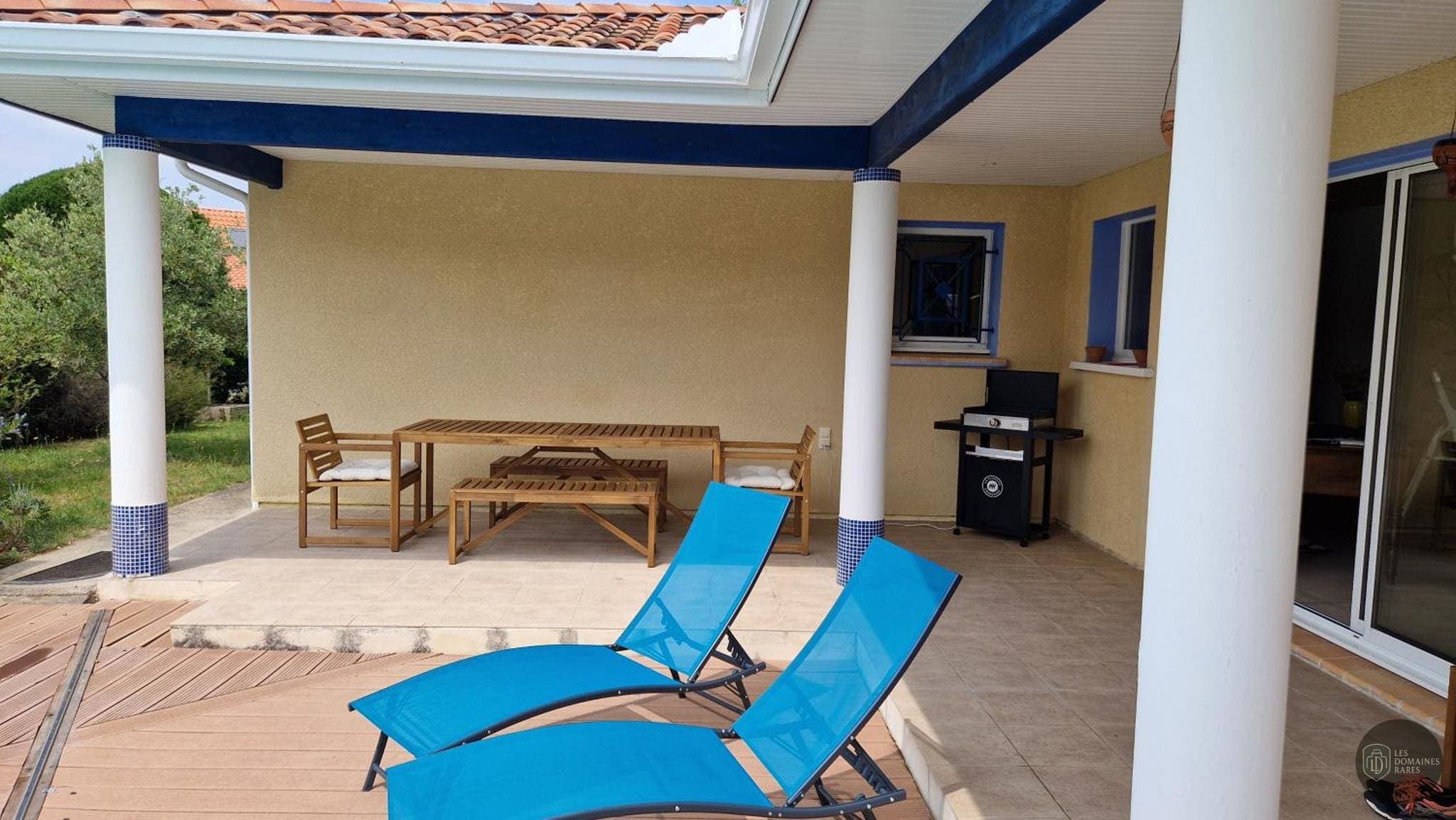 Villa Emma 4 étoiles - Villa à Poitiers pour séminaire poitiers france coordonnées gps latitude : 46.594149