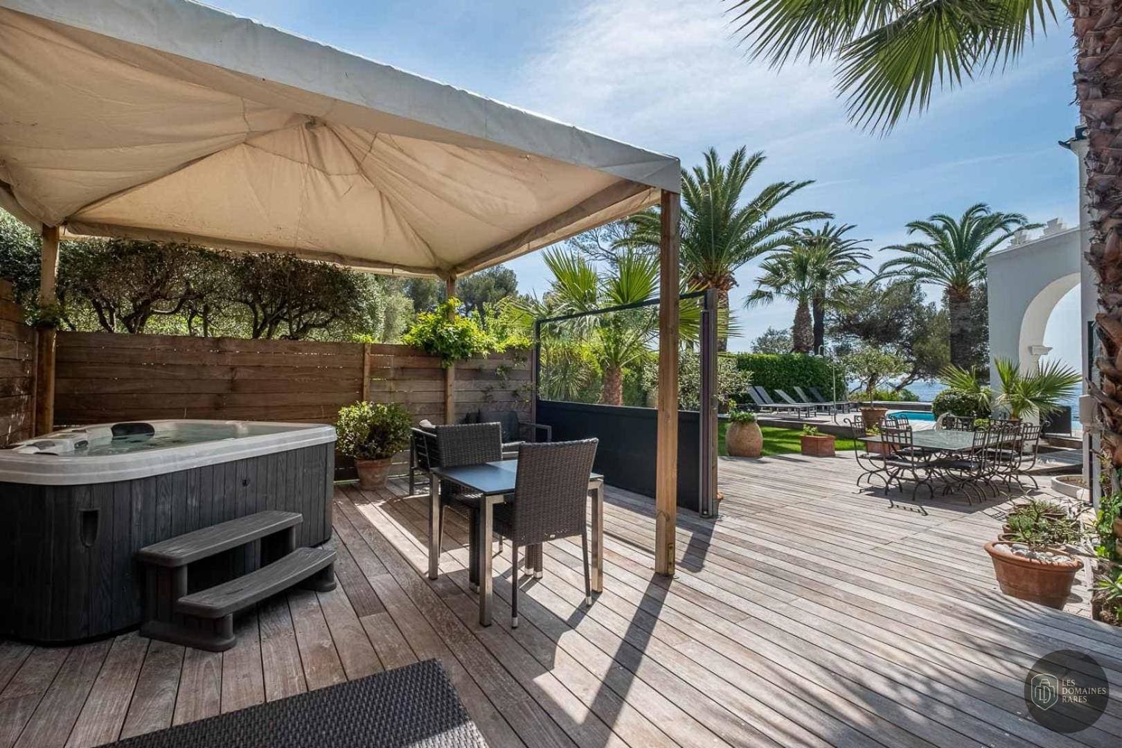 Vue extérieure de la villa Villa Mauresque en Provence-Alpes-Côte d'Azur