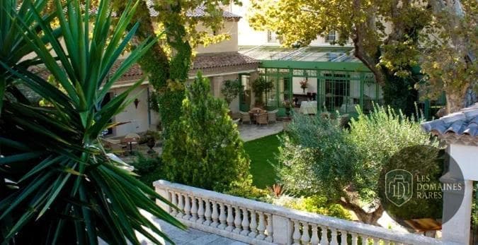Vue extérieure de la villa Villa Mazarin en Occitanie