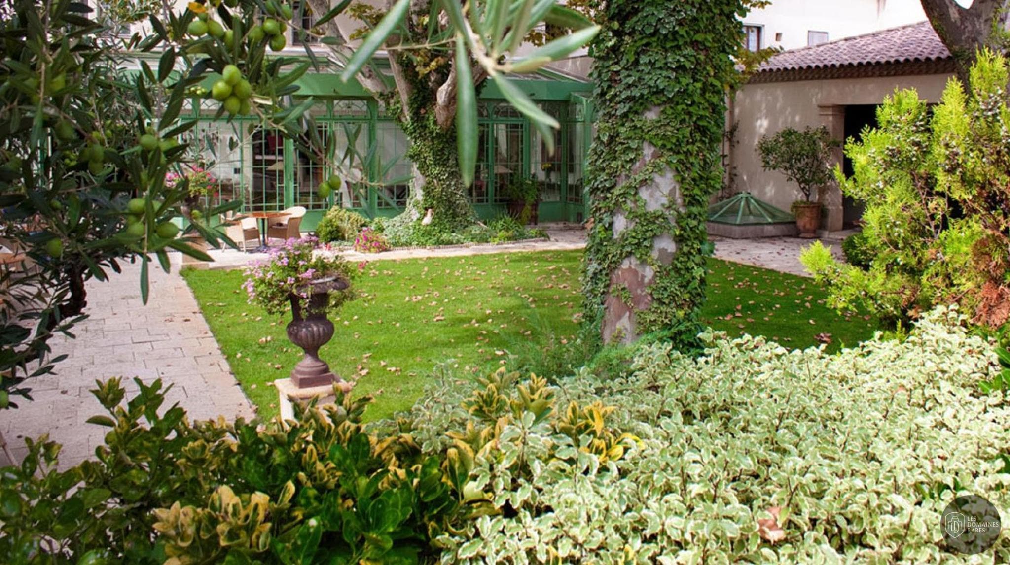 Vue extérieure de la villa Villa Mazarin en Occitanie