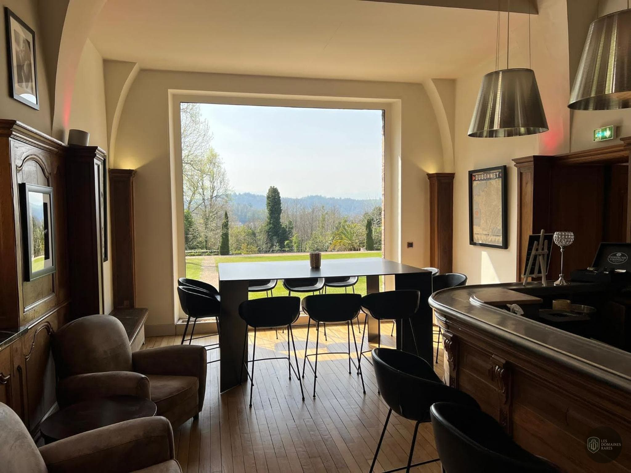 Restaurant de la villa Villa Navarre à Pau en Nouvelle-Aquitaine - séminaire pau france coordonnées gps latitude : 43.298930