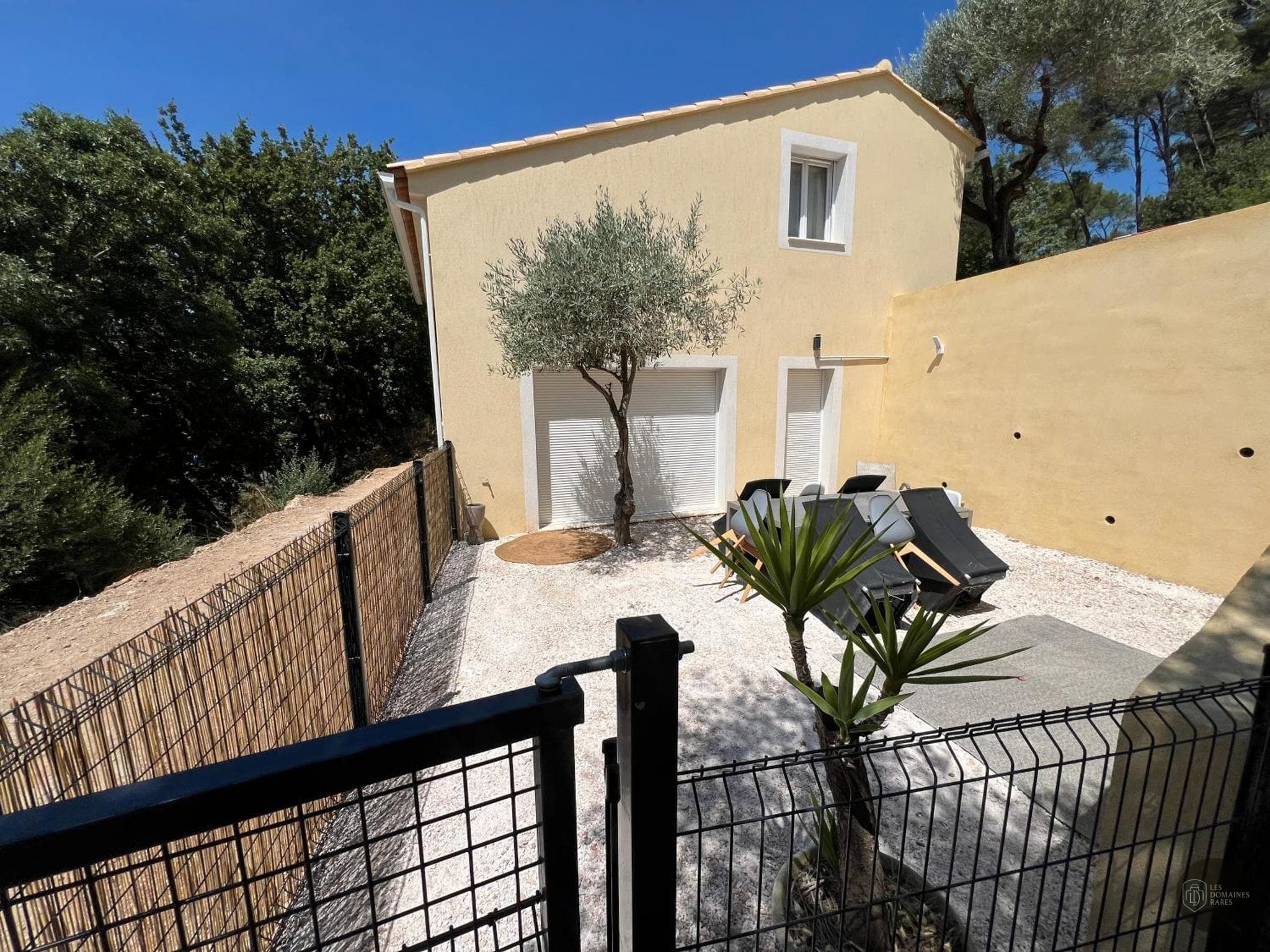 Villa Rose — Extérieur