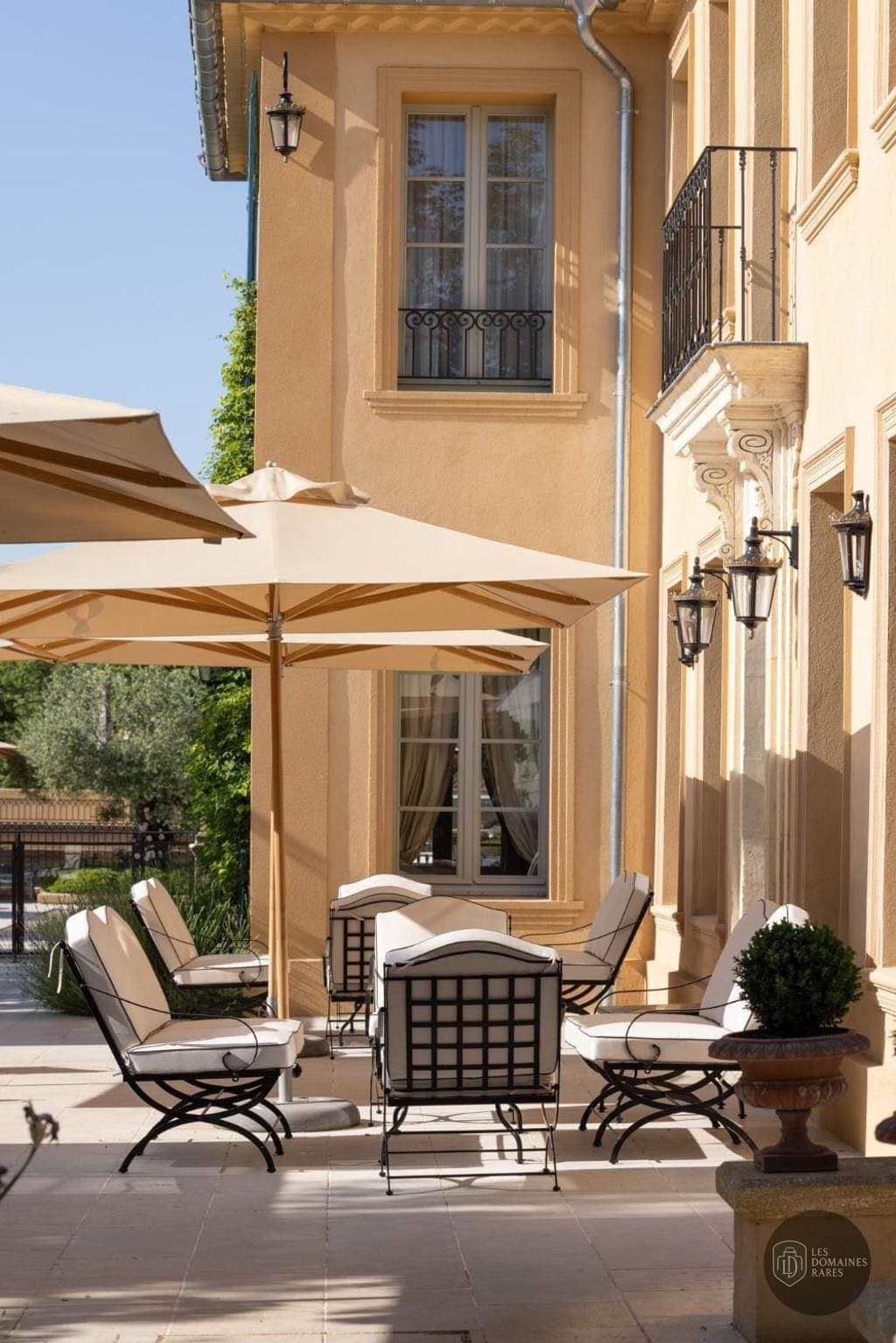Vue extérieure de l'hôtel Villa Saint-Ange en Provence-Alpes-Côte d'Azur