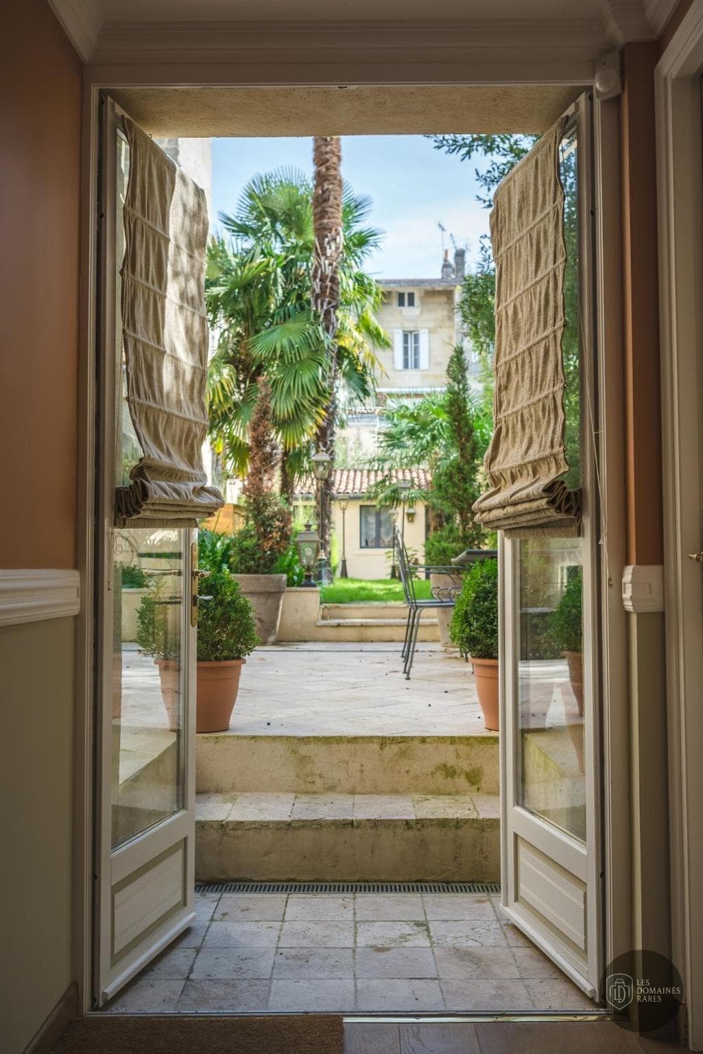 Vue extérieure de la villa Villa Victor Louis à Bordeaux en Nouvelle-Aquitaine