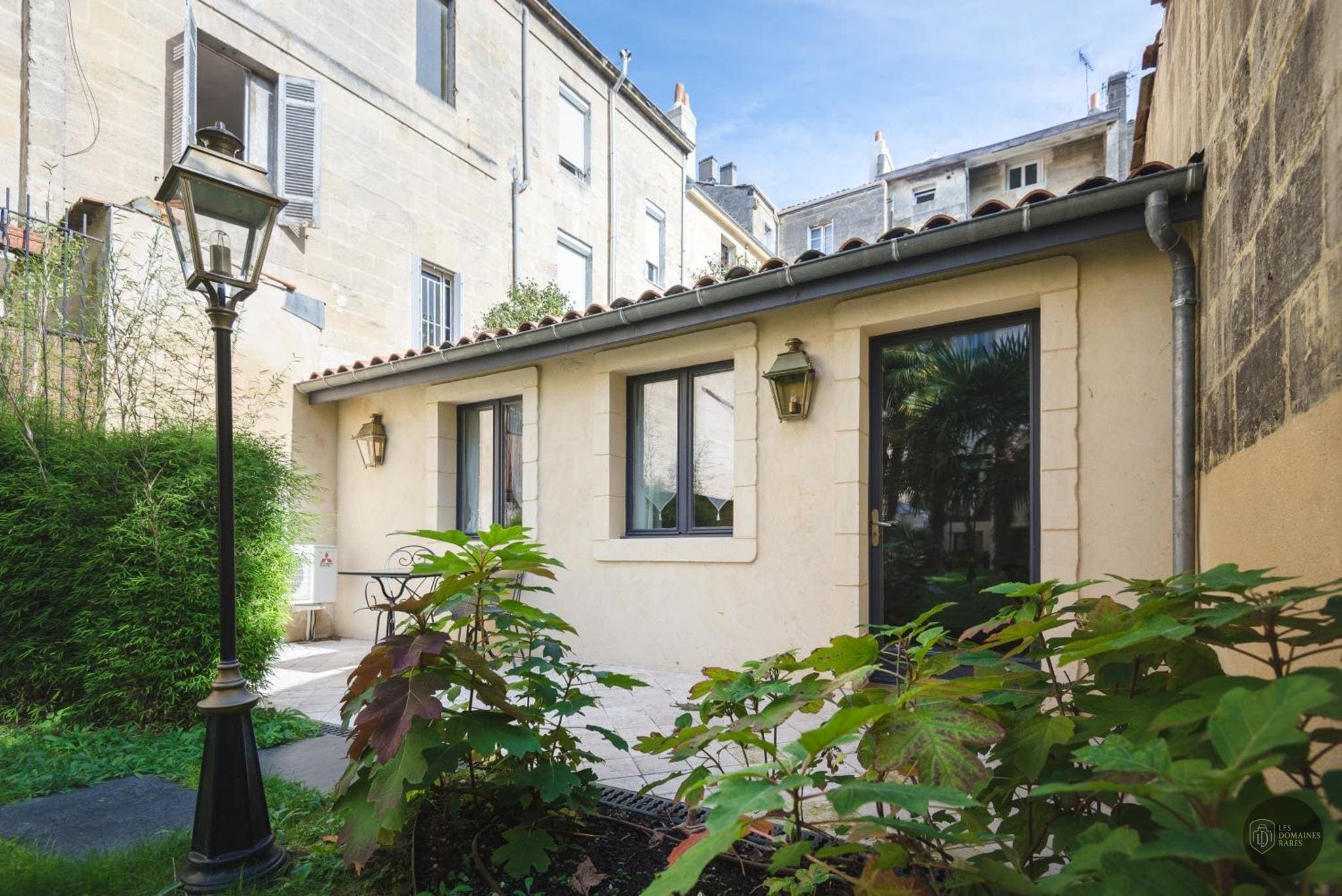 Villa Victor Louis