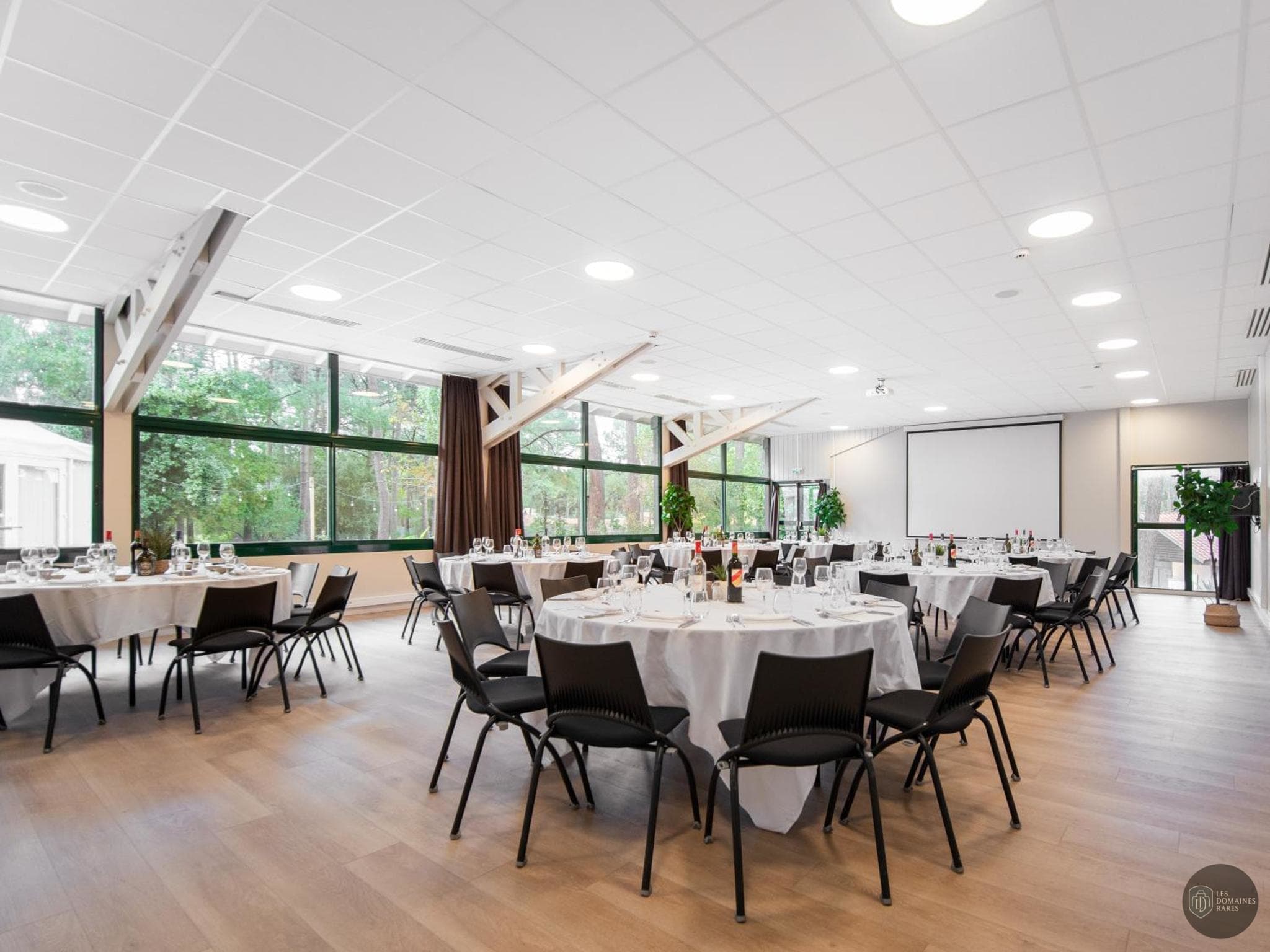 Vue extérieure de l'hôtel Vitalparc à Lacanau en Nouvelle-Aquitaine