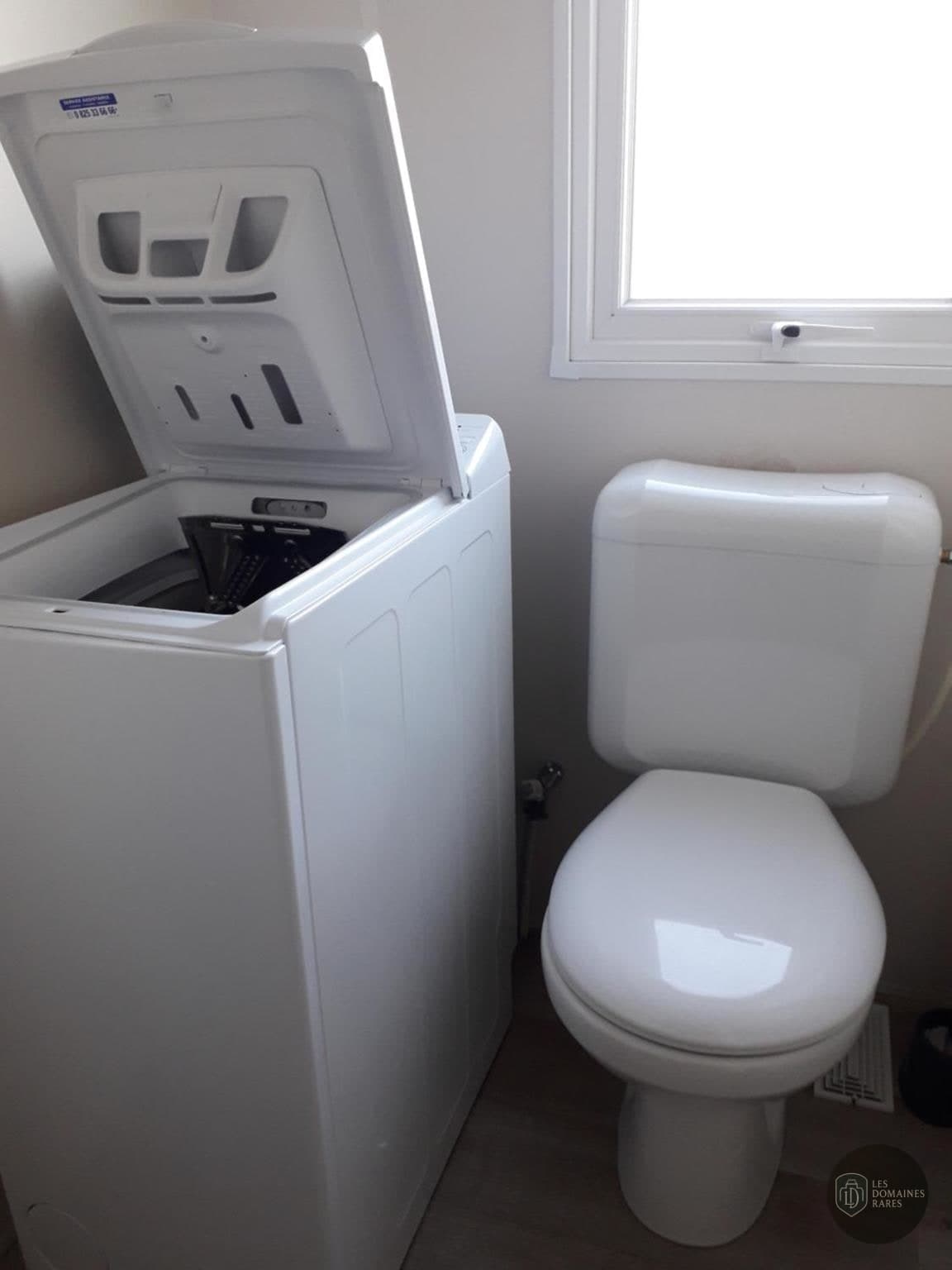 Salle de bain du lieu Volumes à Paris en Île-de-France