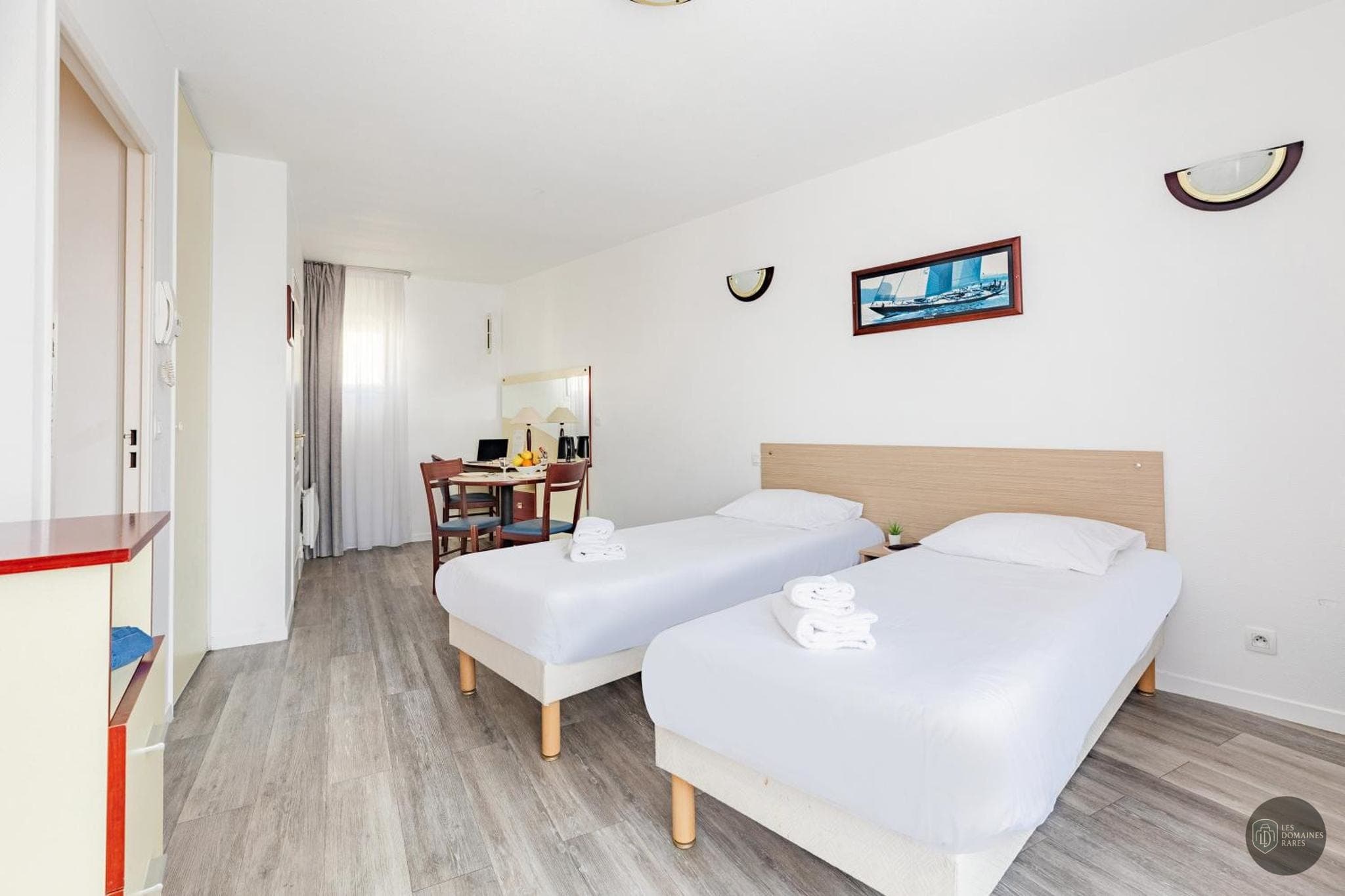 Chambre du cabaret événementiel Voulez-Vous Lyon à Anse en Auvergne-Rhône-Alpes