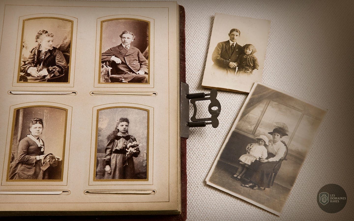 Album photos de famille ancien