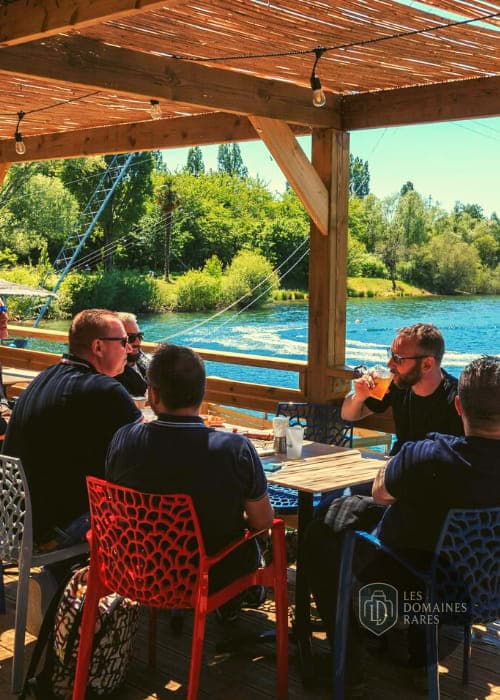 Restaurant du lieu Wake Paradise à Spay en Pays de la Loire