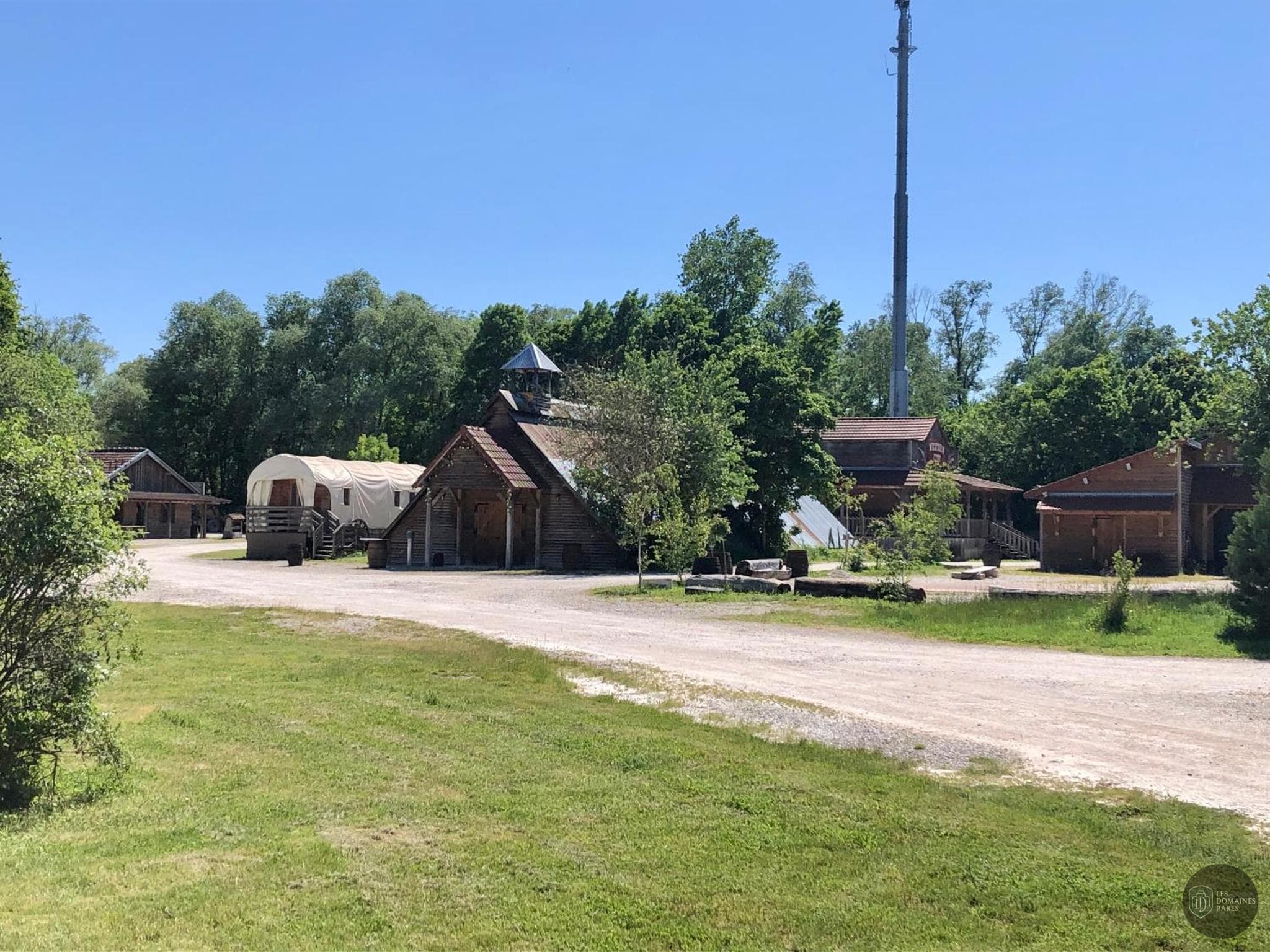 Vue extérieure du domaine Western City en Grand Est