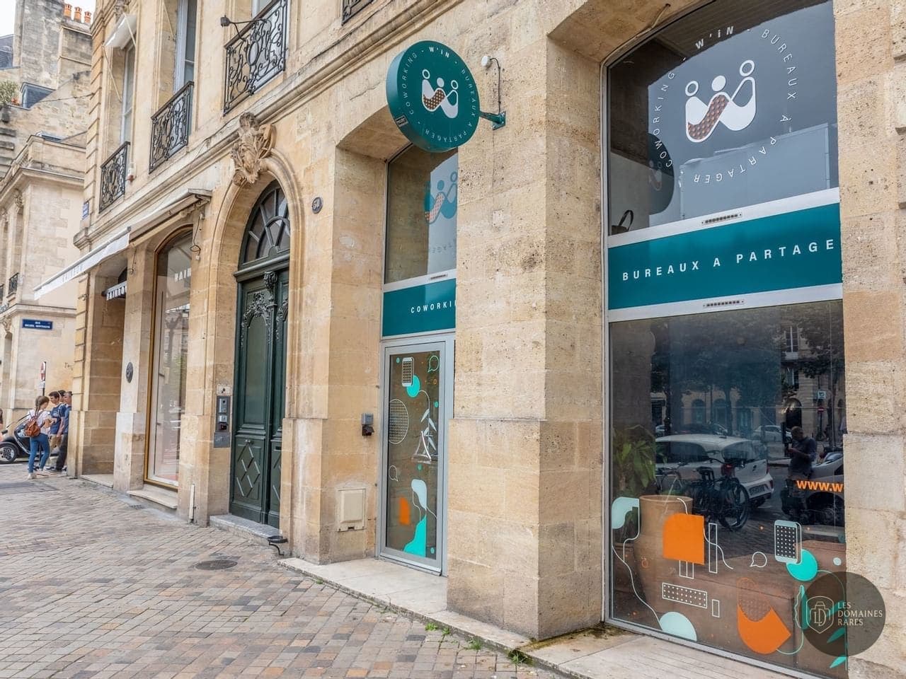 Vue extérieure du lieu W'iN Tourny à Bordeaux en Nouvelle-Aquitaine