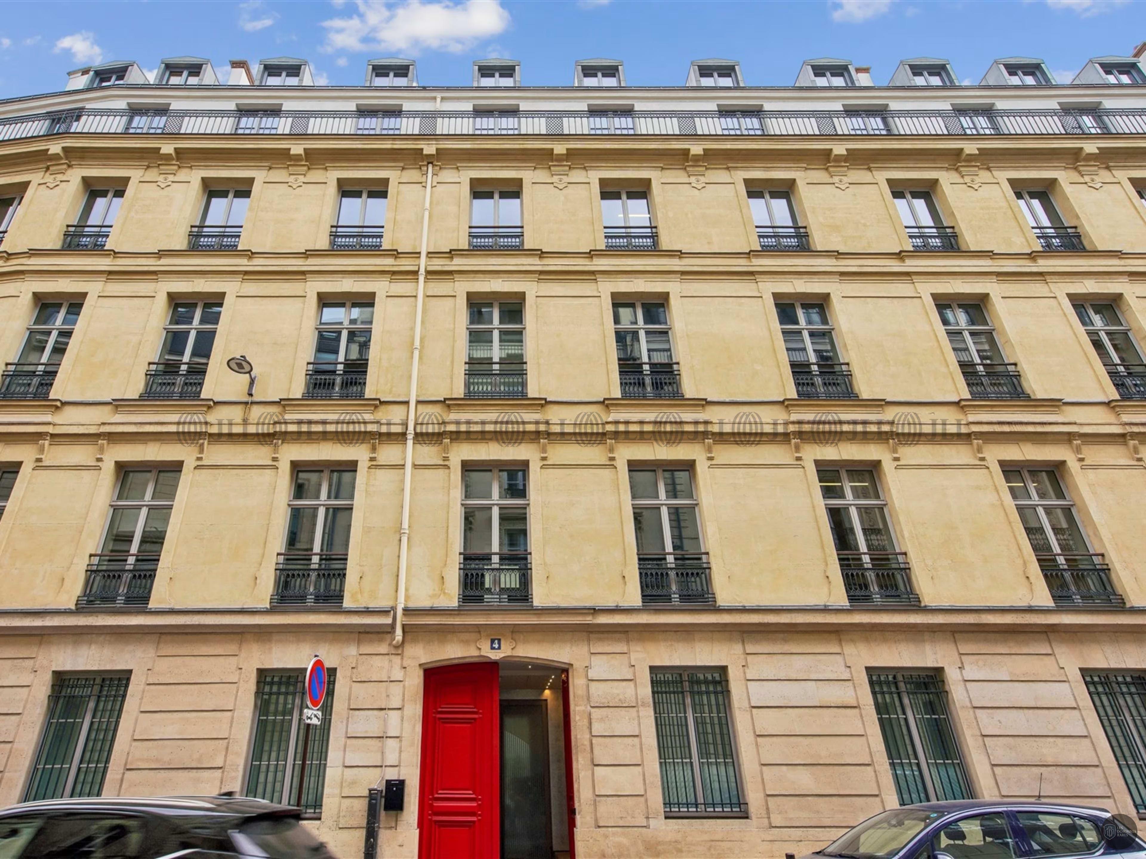 Vue extérieure du lieu Wojo Saint Lazare à Paris en Île-de-France