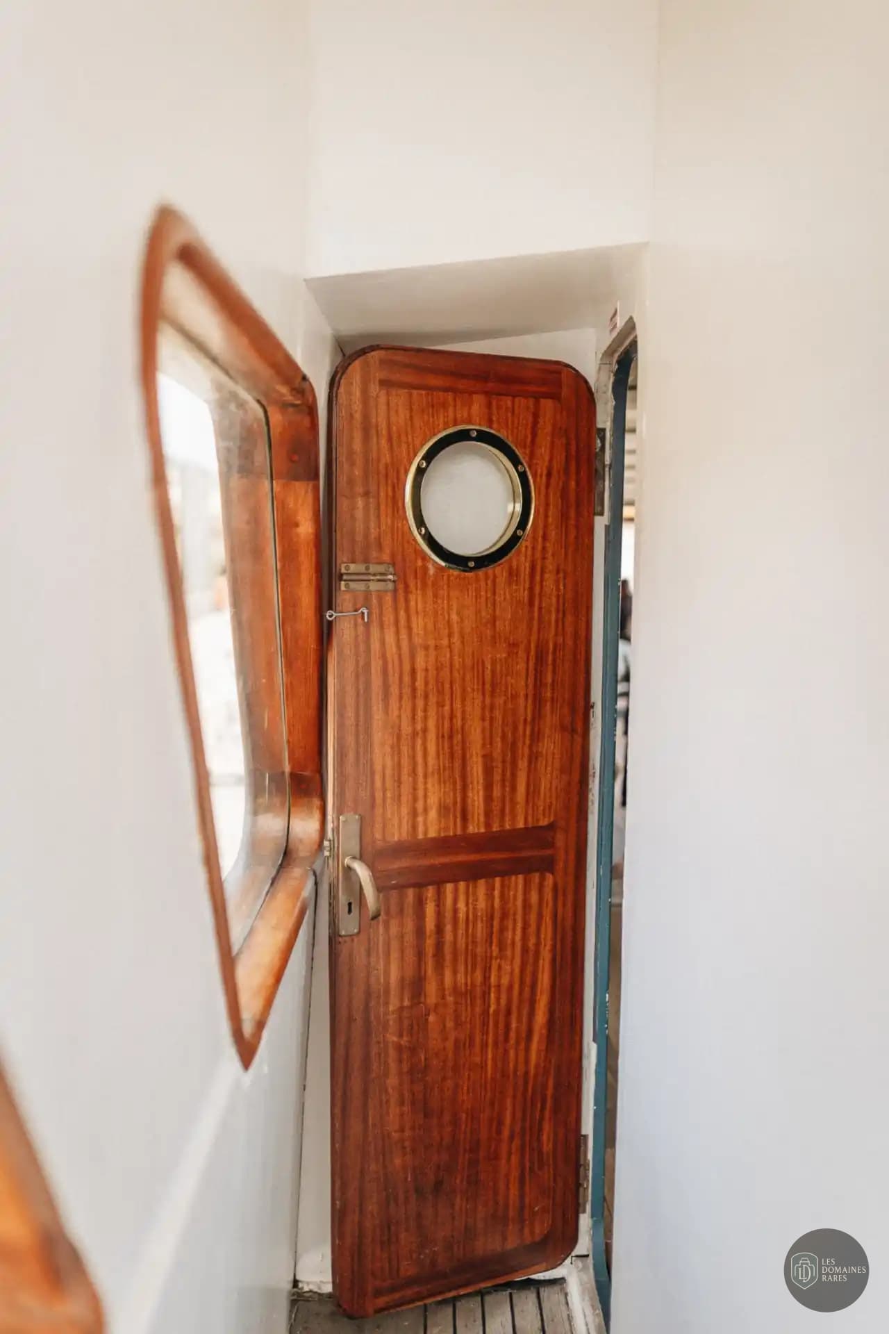 Espace intérieur du bateau Yacht de Bordeaux en Nouvelle-Aquitaine