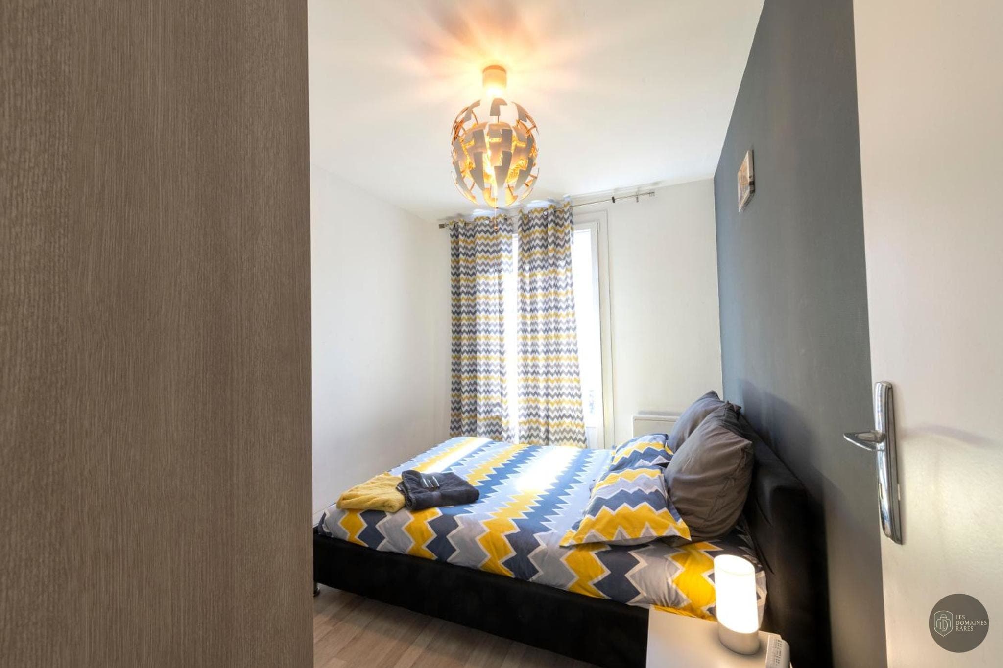 Chambre de l'hôtel Your Place en Auvergne-Rhône-Alpes - séminaire lyon, france