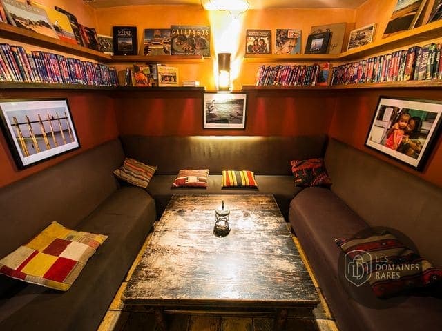 Espace intérieur du domaine Zango à Paris en Île-de-France