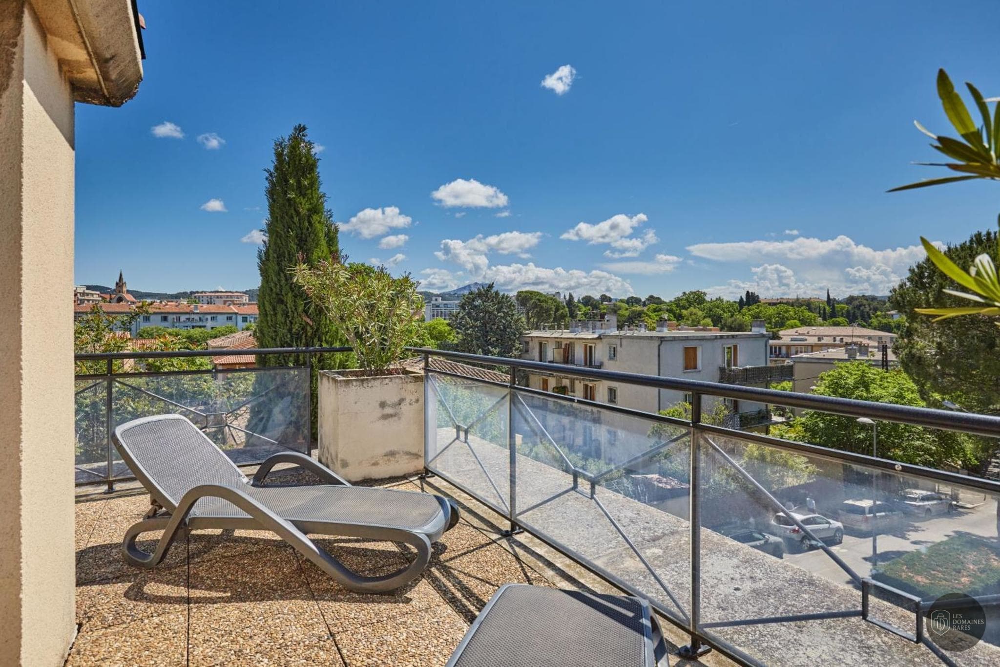 AIX EN PROVENCE - Appart'Hôtel Centre Rotonde