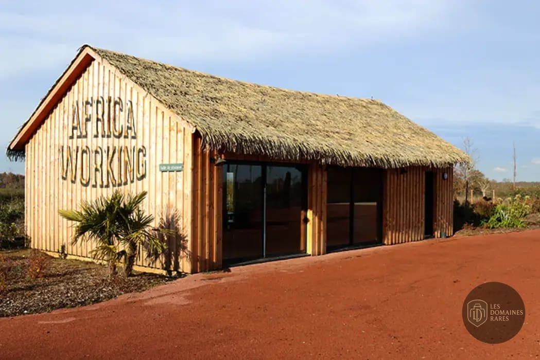 Africa Working - Zoo La Boissière du Doré