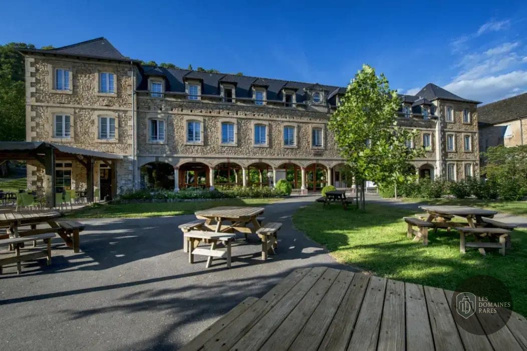 Cap France - Oustal Pont-les-Bains