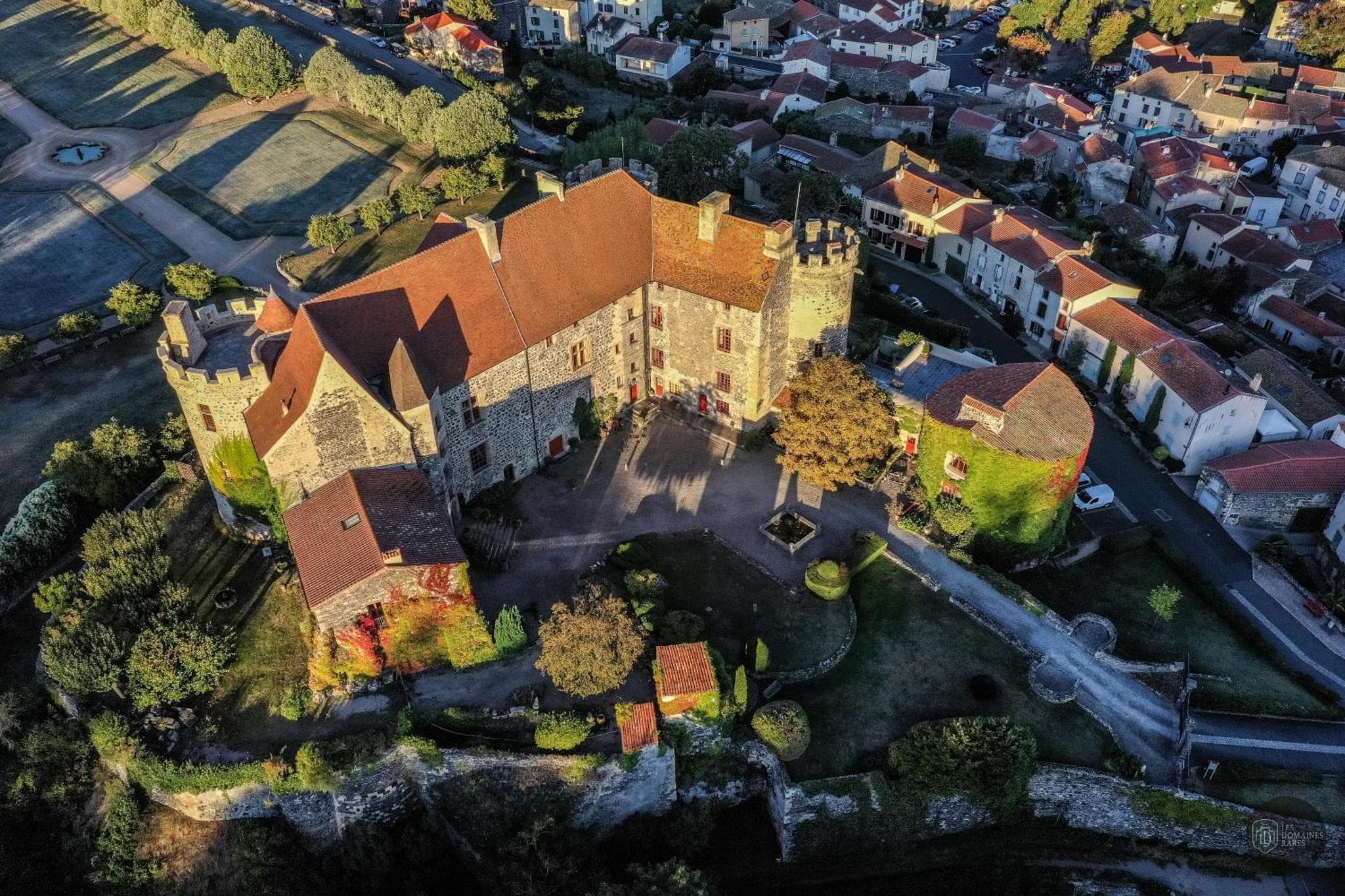 Château Royal de Saint Saturnin