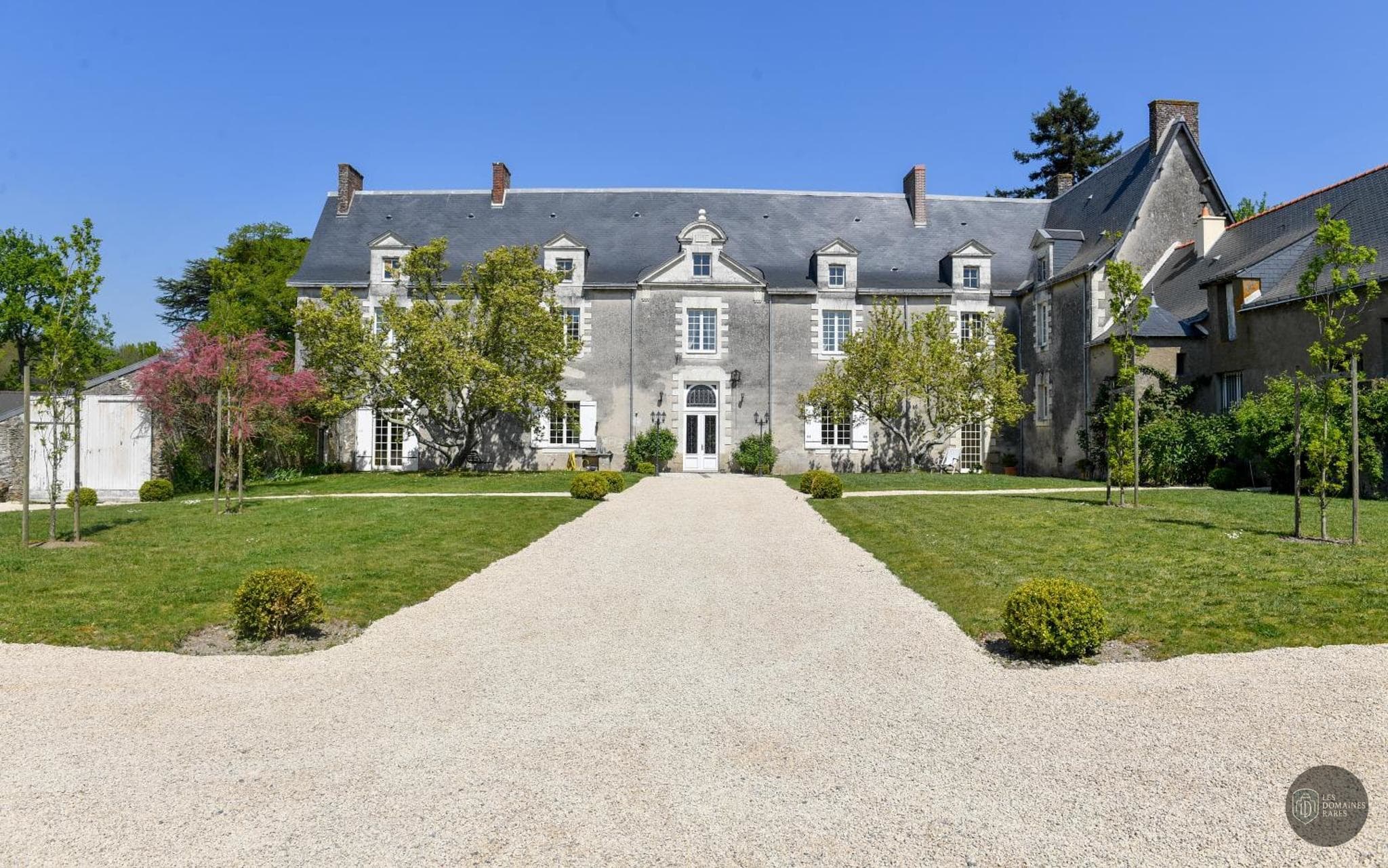 Château de La Cour Senlisse