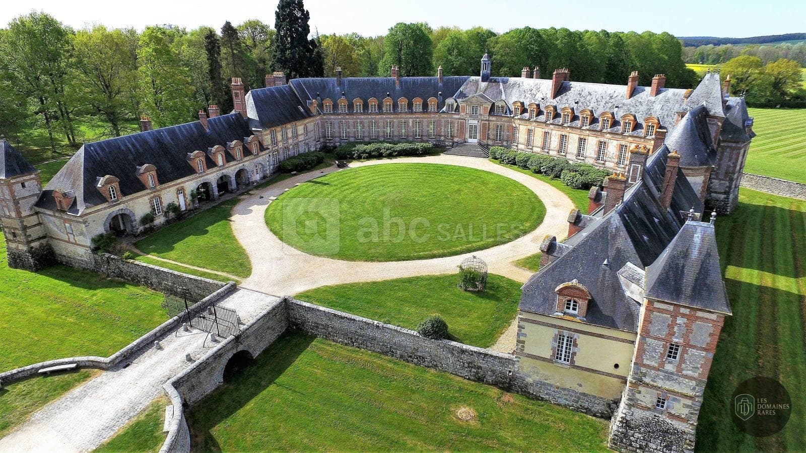Château et Relais de Neuville