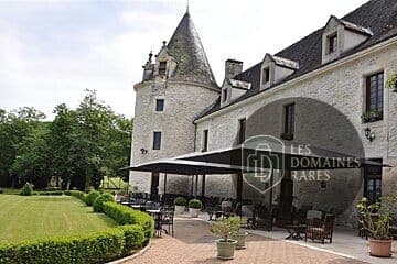 Chateau de La Fleunie