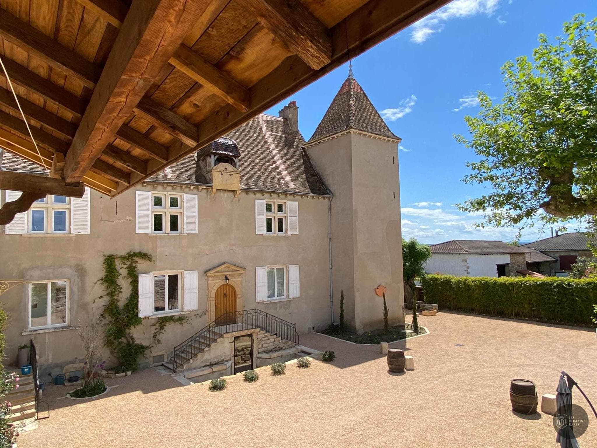 Chateau et Orangerie de Chatenay