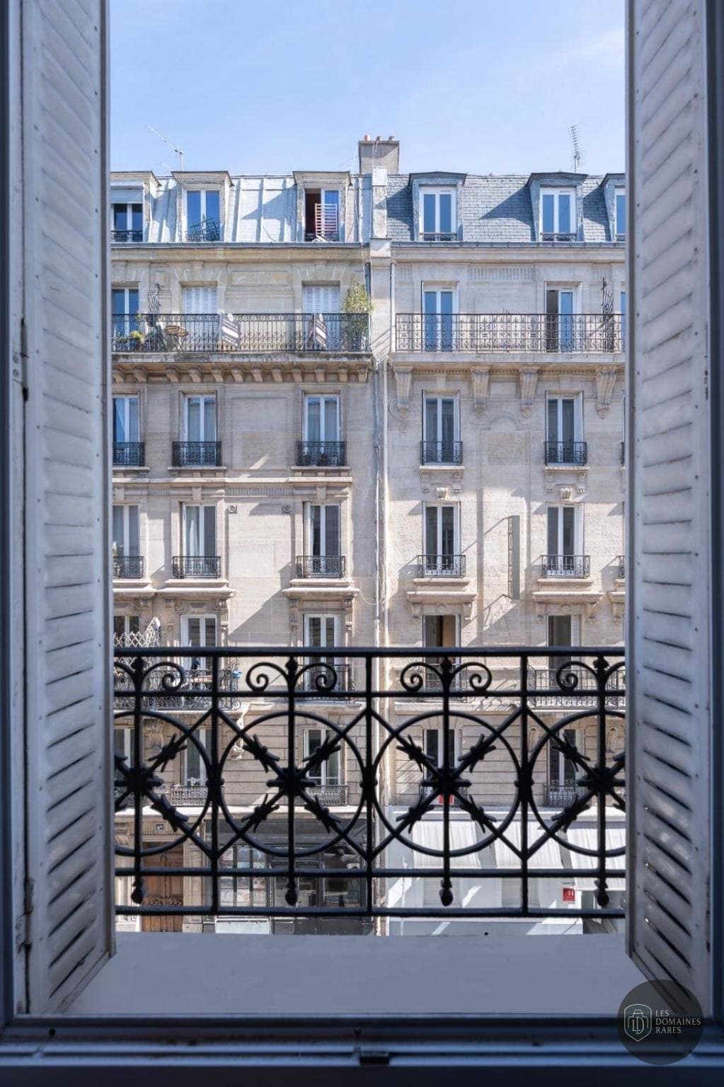 Deskopolitan Paris Voltaire