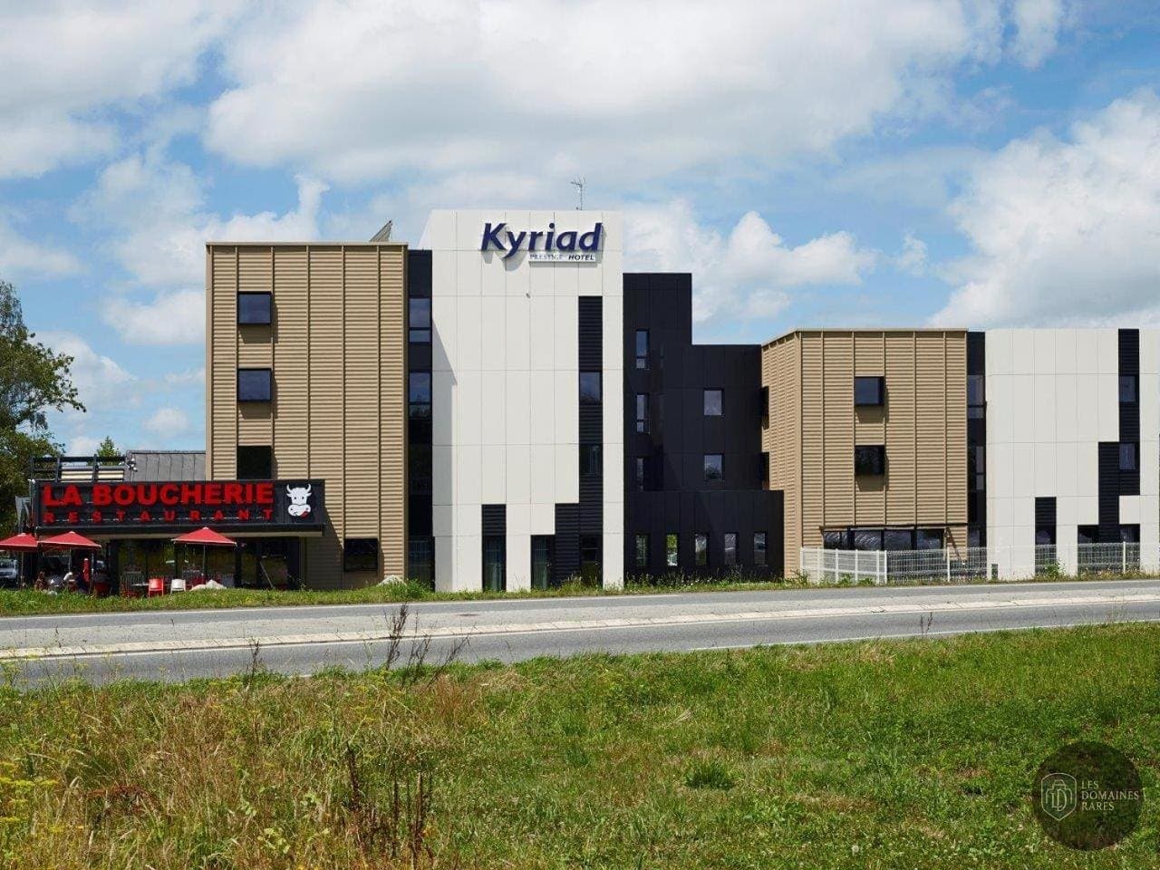 Kyriad Prestige Pau Zénith