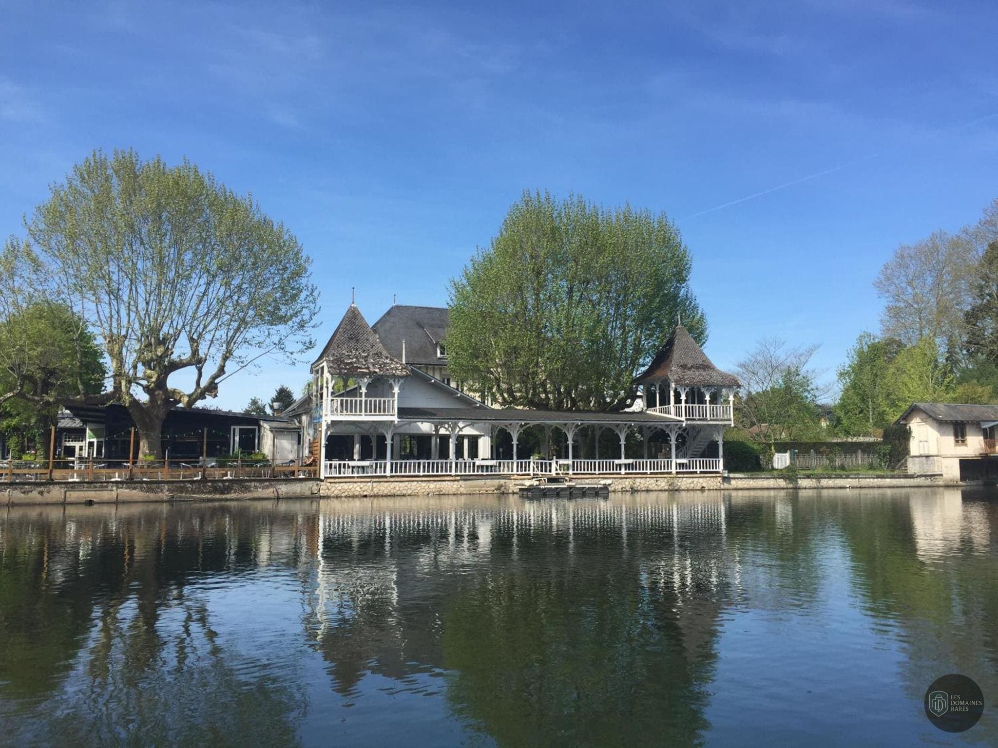 Le Pavillon Bleu Olivet