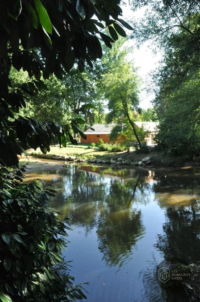Le Pavillon du Lac