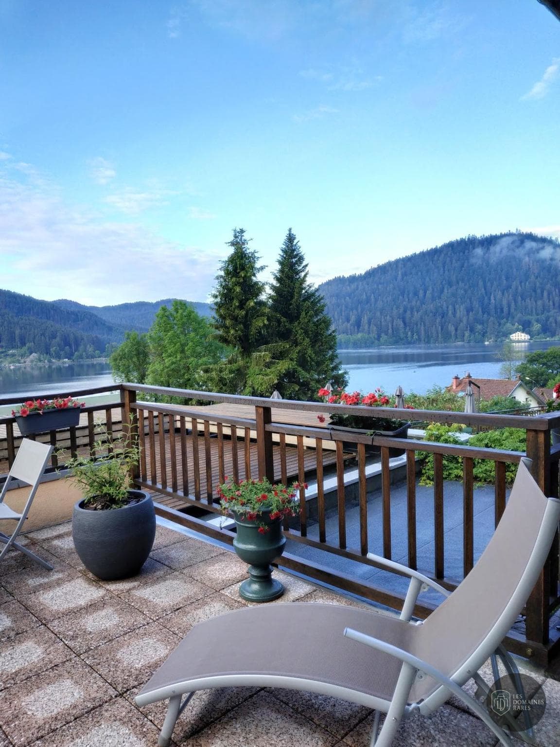 Manoir au Lac