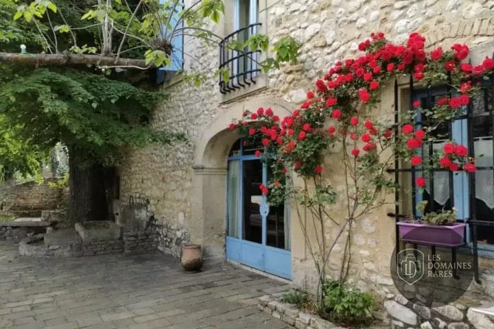 Mas de Valaurie