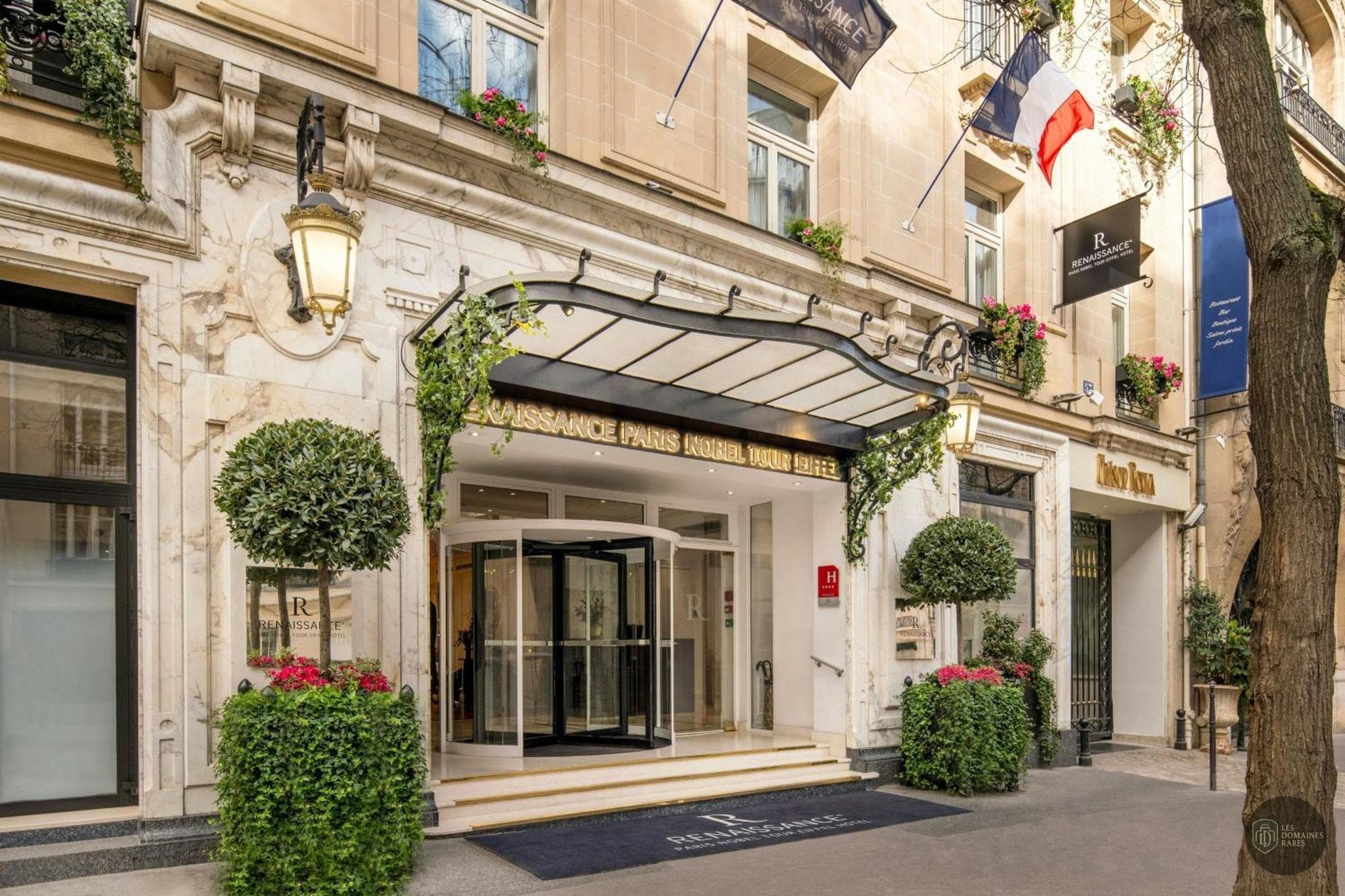 Renaissance Paris Nobel Tour Eiffel Hôtel