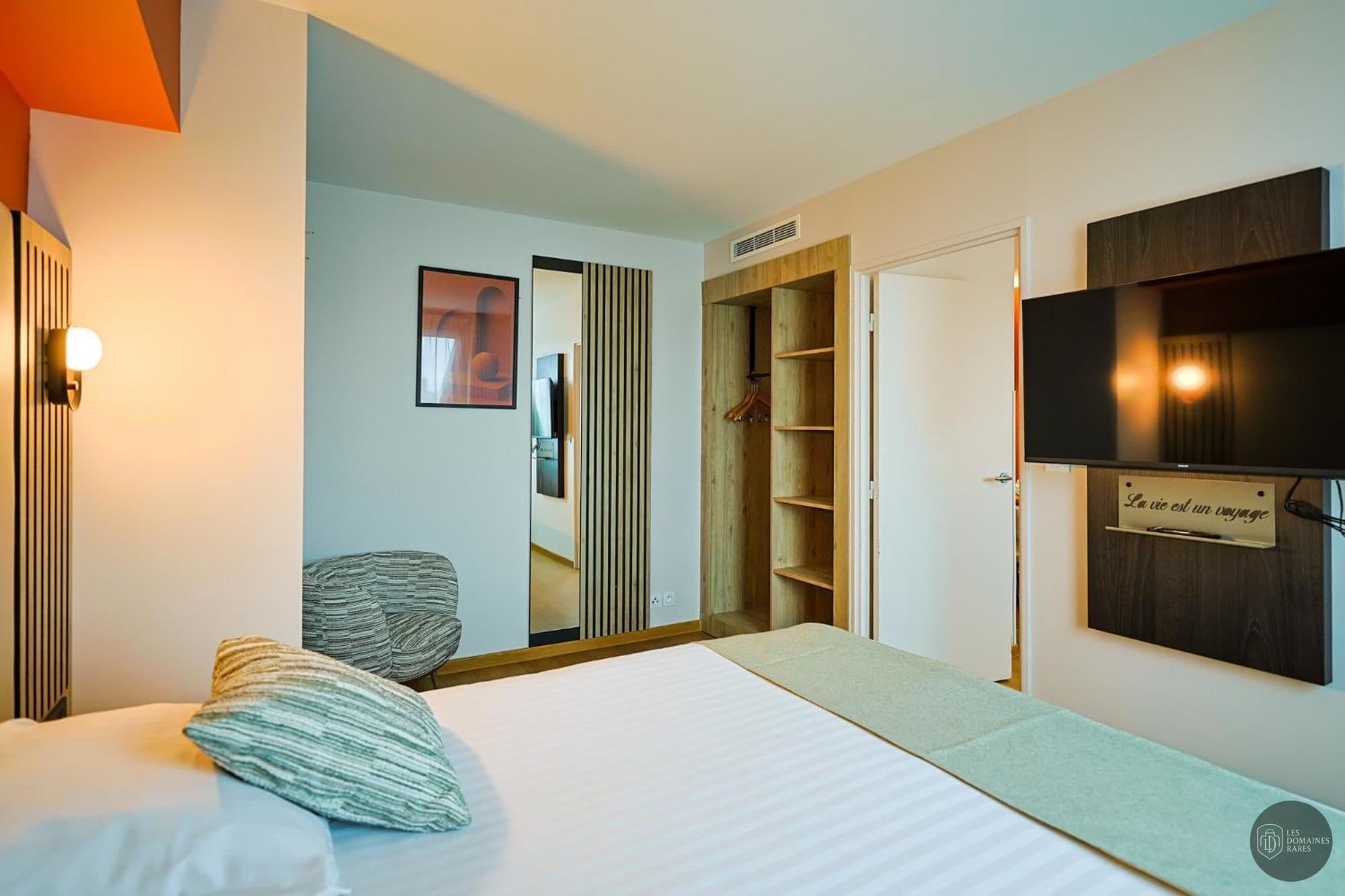 Seven Urban Suites