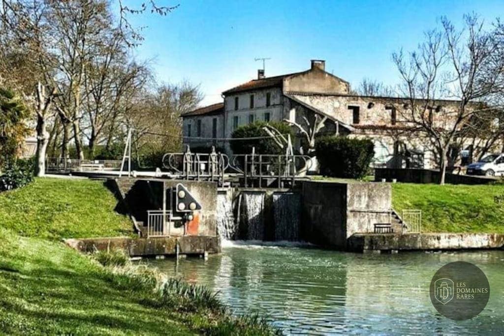 Studio des Acacias